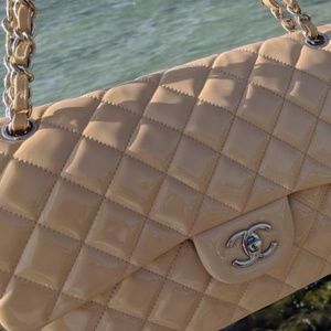 Chanel Jumbo flap